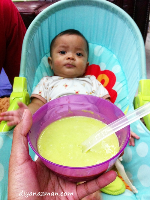 pea and sweet corn puree babyfood